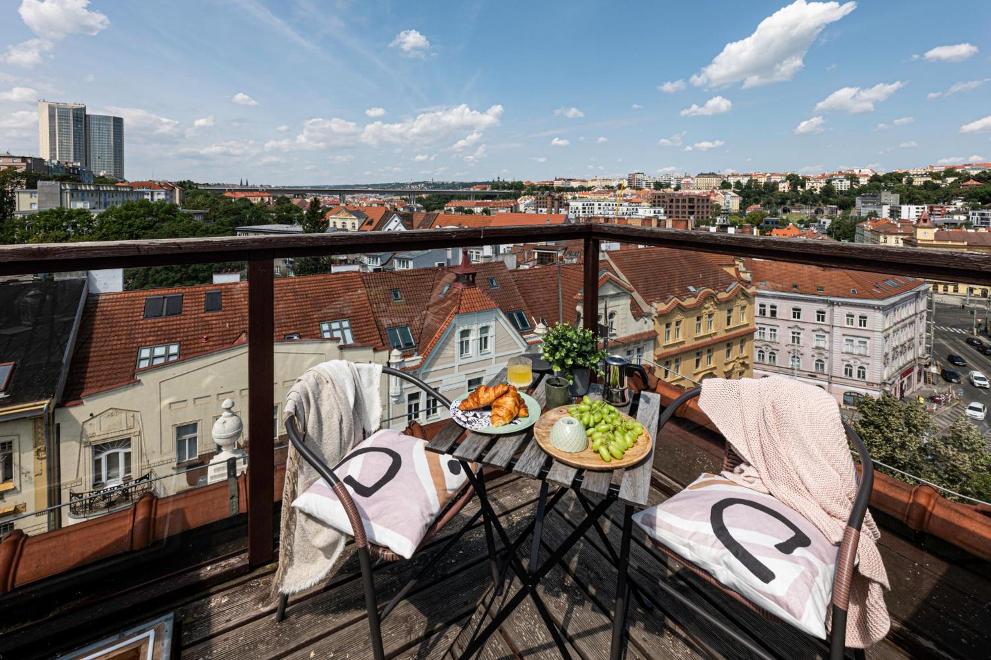 Prague Days - Terrace - Stunning View - Duplex Apartment Exterior foto